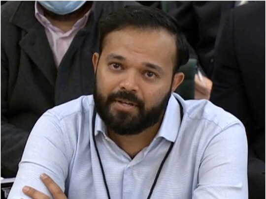 पिछले कुछ दिनों से यॉर्कशर के पूर्व क्रिकेटर अजीम रफीक नस्‍लवाद के आरोपों के चलते चर्चा में हैं.   (AP) 