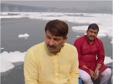 यमुना नदी में गंदगी देख भड़के BJP MP मनोज तिवारी, बोले- बर्खास्‍त हो सरकार