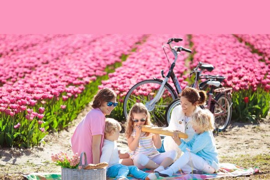 अंतरराष्ट्रीय बाल कोष ने पाया है की नीदरलैंड में बच्चे ज्यादा सुखी और स्वस्थ है. (प्रतीकात्मक तस्वीर: shutterstock)