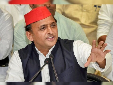 समाजवादी पार्टी के प्रमुख अखिलेश यादव.