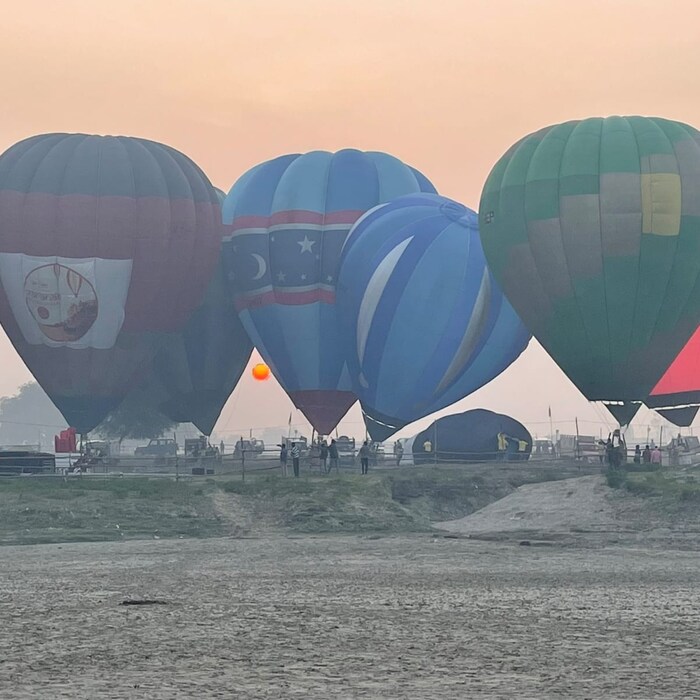 Photo gallery Hot air balloon ride in Varanasi for three days on dev