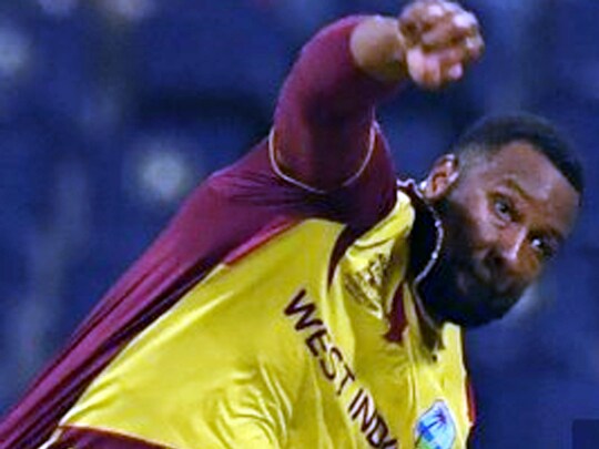 IND vs WI: भारत दौरे से पहले कप्तान कायरान पोलार्ड के एक फैसले की वजह से वेस्टइंडीज टीम में दरार आने की खबरें सामने आईं हैं. (AFP)