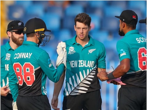 NZ vs ENG, T20 World Cup 2021: न्‍यूजीलैंड बनाम इंग्‍लैंड के बीच टी20 वर्ल्‍ड कप 2021 का पहला सेमीफाइनल बुधवार को खेला जाएगा (फोटो-AP)