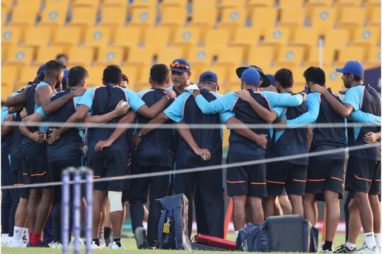 India vs New Zealand T20 Series: भारत और न्यूजीलैंड के बीच टी20 सीरीज कल से शुरू हो रही है. (AP)
