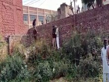 हिसार में खाली प्लॉट में फेंका 7 माह की बेटी का भ्रूण, पुलिस कर रही जांच