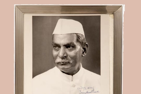 डॉ राजेंद्र प्रसाद (Dr Rajendra Prasad) जिस भी क्षेत्र में गए वहां हमेशा ही परिपूर्णवादी की तरह कार्य किया. (तस्वीर: Wikimedia Commons)