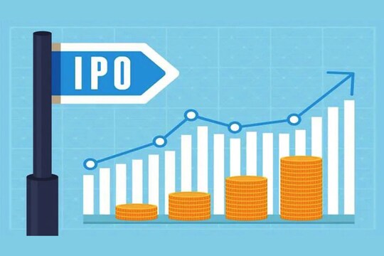 भारतीय शेयर बाजार में पिछले 2 साल से बेशक आईपीओ (IPOs) की बहार है, लेकिन 1990 के दशक में आईपीओ के रेले से यह अभी भी बहुत पीछे है.