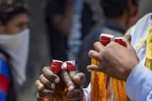 UP News: कैराना कोतवाली से 578 पेटी शराब गायब, महिला पुलिसकर्मी पर केस दर्ज