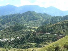 ऐसा क्या हुआ जो इन गांवों से अपना बसेरा छोड़ कर पलायन कर रहे हैं लोग?