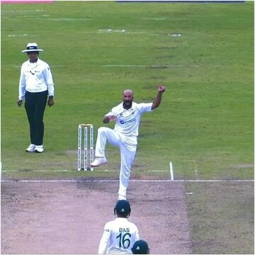 BAN vs PAK: साजिद खान एकदम शिखर धवन की तरह जश्न मनाते हैं (Twitter)