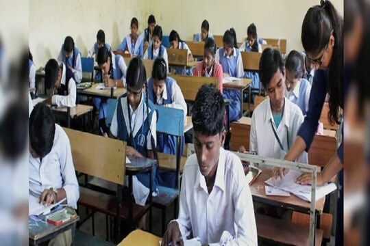 School News: झारखंड के सरकारी स्कूलों के बच्चों को किताब की राशि उनके खाते में दी जाएगी