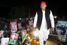 Due to this insistence of Akhilesh Yadav, the bicycle should not move from the road in 22