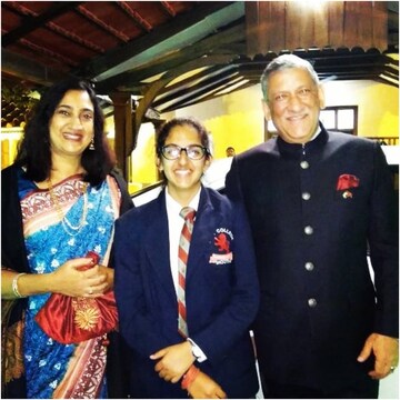 सीडीएस बिपिन रावत (Bipin Rawat) की भतीजी ने जीते 11 गोल्ड मेडल. (Bandhvi Singh Instagram)