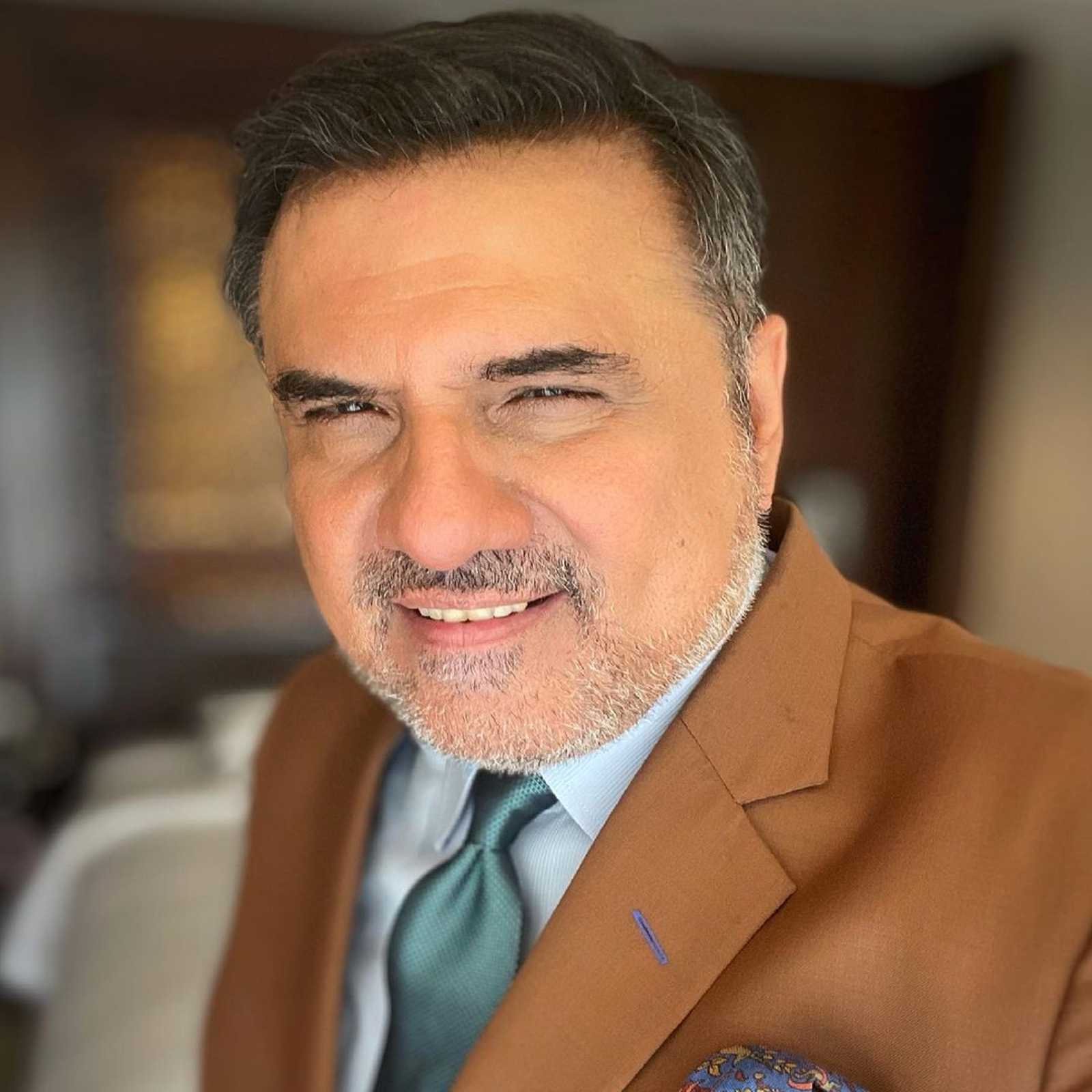 Boman Irani celebrating 62nd birthday today see her life career - Boman  Irani B'day Spl: 42 साल में जागा एक्टिंग का कीड़ा, डेब्यू करते ही छा गए ये  स्टार – News18 हिंदी