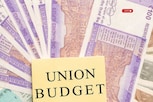 Union Budget 2022-23: आम बजट का हिस्सा बन चुका है रेलवे बजट, जानिए वजह