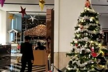 Merry Christmas 2021 : इस बार क्रिसमस दुकानदारों को नहीं कर सका हैपी, जानें वजह