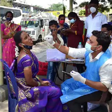 ओमिक्रॉन वेरिएंट के मामले तेजी से बढ़ रहे हैं. (सांकेतिक तस्वीर) (File pic) 