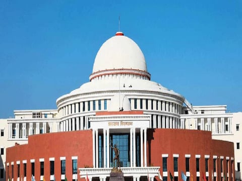 Assembly Winter Session 2021 LIVE: झारखंड विधानसभा की कार्यवाही सोमवार तक के लिए स्‍थगित कर दी गई है. (न्‍यूज 18 हिन्‍दी)