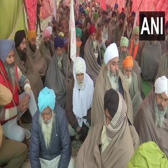 देवीदासपुर में किसान मजदूर संघर्ष समिति का 'रेल रोको' आंदोलन जारी