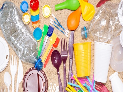 झारखंड में भी सिंगल यूज प्लास्टिक  (Jharkhand Single use Plastic Ban) पर रोक लगाने की तैयारी की जा रही है. 