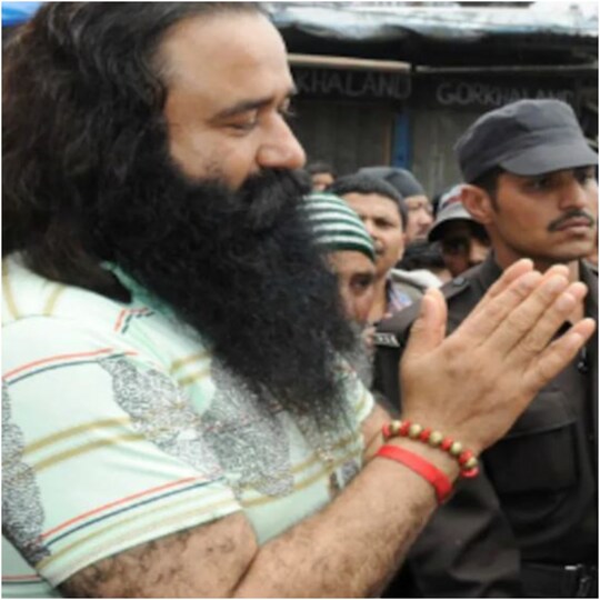 राम रहीम 21 दिनों के लिए जेल से बाहर आया है. (फाइल फोटो)
