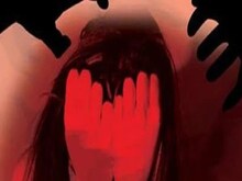 यौन उत्पीड़न की शिकार नाबालिग ने की खुदकुशी, लिखा- गर्भ-कब्र ही सुरक्षित
