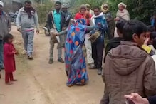 Video: पंचायत चुनाव रद्द होने पर MP के इस जिले में बैंड-बाजे पर जमकर नाचे लोग