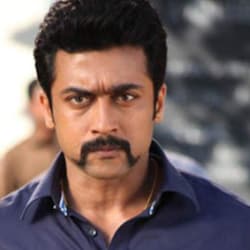  सूर्या (Suriya) इन दिनों 'जय भीम' (Jai Bhim) को लेकर चर्चा में हैं. फिल्म में उन्होंने शानदार अभिनय किया है जिसे लाखों लोगों ने सराहा है. लेकिन वर्सटाइल एक्टर ‘Nadipin Nayagan’ में उनके शानदार प्रदर्शन के लिए उन्हें 'नदीपिन नयागन' नाम से पुकारा जाता है. हालांकि, उन्हें ये फिल्मी टैग वाला नाम बिल्कल भी पसंद नहीं और वे चाहते हैं लोग उन्हें सूर्या से कहकर ही बुलाएं.