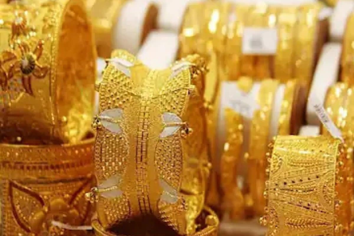 Gold Price Today: सोने में गिरावट, चांदी भी टूटी, जानें क्या हैं आज गोल्ड-सिल्वर  के दाम - gold rate today mcx gold silver price in sarafa bazar digital gold  etf ssnd -