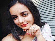 ये है अफगानिस्तान की इकलौती एडल्ट स्टार, सिर काटने को बेताब है तालिबान