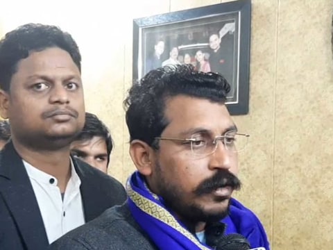 UP CHunav: आजाद समाज पार्टी के राष्ट्रीय अध्यक्ष चंद्रशेखर आजाद ने अखिलेश पर साधा निशाना 