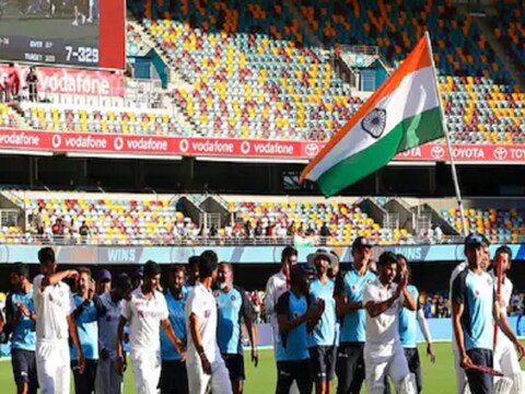 गाबा में ऐतिहासिक जीत का जश्‍न मनाती टीम इंडिया (फोटो क्रेडिट: एपी)