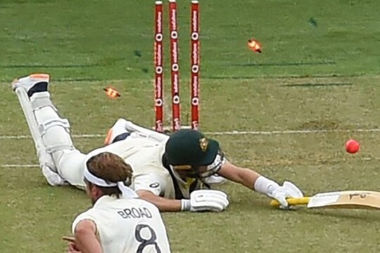 Marnus labuschagne weirdly gets out off stuart broad hobart test aus vs eng 5th test - Ashes : मार्नस लाबुशेन होबार्ट में इतने अजीब तरीके से हुए बोल्ड कि आप भी नहीं