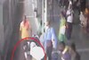 VIDEO: ट्रेन में चढ़ते हुए गिरने वाला था शख्स, TC ने सूझबूझ से ऐसे बचाई जान