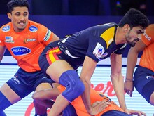 PKL: यू मुंबा ने टेबल टॉपर बेंगलुरु को हराकर चौथे नंबर पर जमाया कब्जा