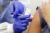 Omicron: भारत में जल्द आ सकती है कि ओमिक्रॉन को मात देने वाली वैक्सीन