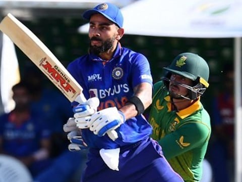 भारतीय टीम का वनडे सीरीज में साउथ अफ्रीका ने सूपड़ा साफ कर दिया है. (AFP)