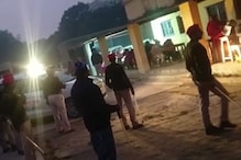 मोतिहारी परीक्षा केंद्र में जल रही यह रोशनी हकीकत में है छल लोगों...,See Video