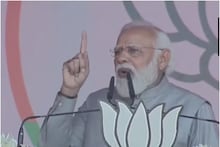 PM Modi in Kasganj: पीएम मोदी बोले- परिवारवादियों ने अपनी तिजोरी भरी, कभी गरीब की चिंता नहीं की