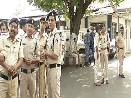 Bhopal Police. भोपाल में पुलिस कमिश्नर सिस्टम लागू होने के बाद फरार वारंटियों की धरपकड़ के लिए पुलिस अब नया फॉर्मूला अपना रही है.
