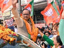 इतनी संपत्ति के मालिक हैं मंत्री सिद्धार्थ नाथ, जानिए पत्नी का बैंक बैलेंस