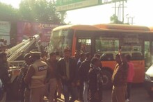 UP: कानपुर में एक बार फिर इलेक्ट्रिक बस ने कई वाहनों को मारी टक्कर, कई राहगीर घायल