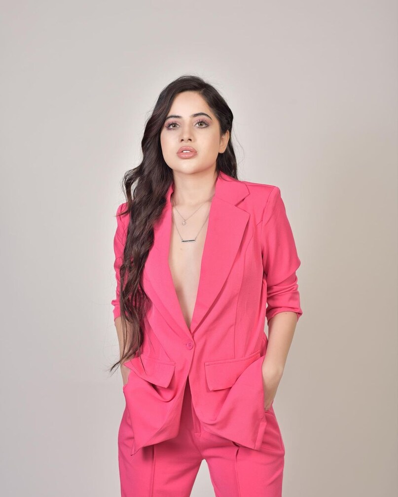 Urfi Javed PHotos 3
