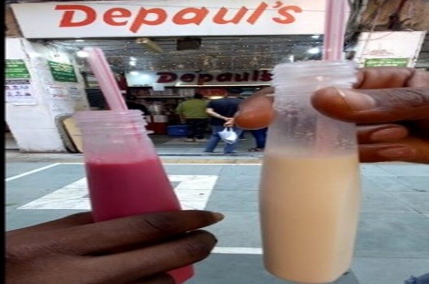 सुबह 10 बजे कॉफी मिलना शुरू हो जाती है और रात 8 बजे तक दुकान खुली रहती है.