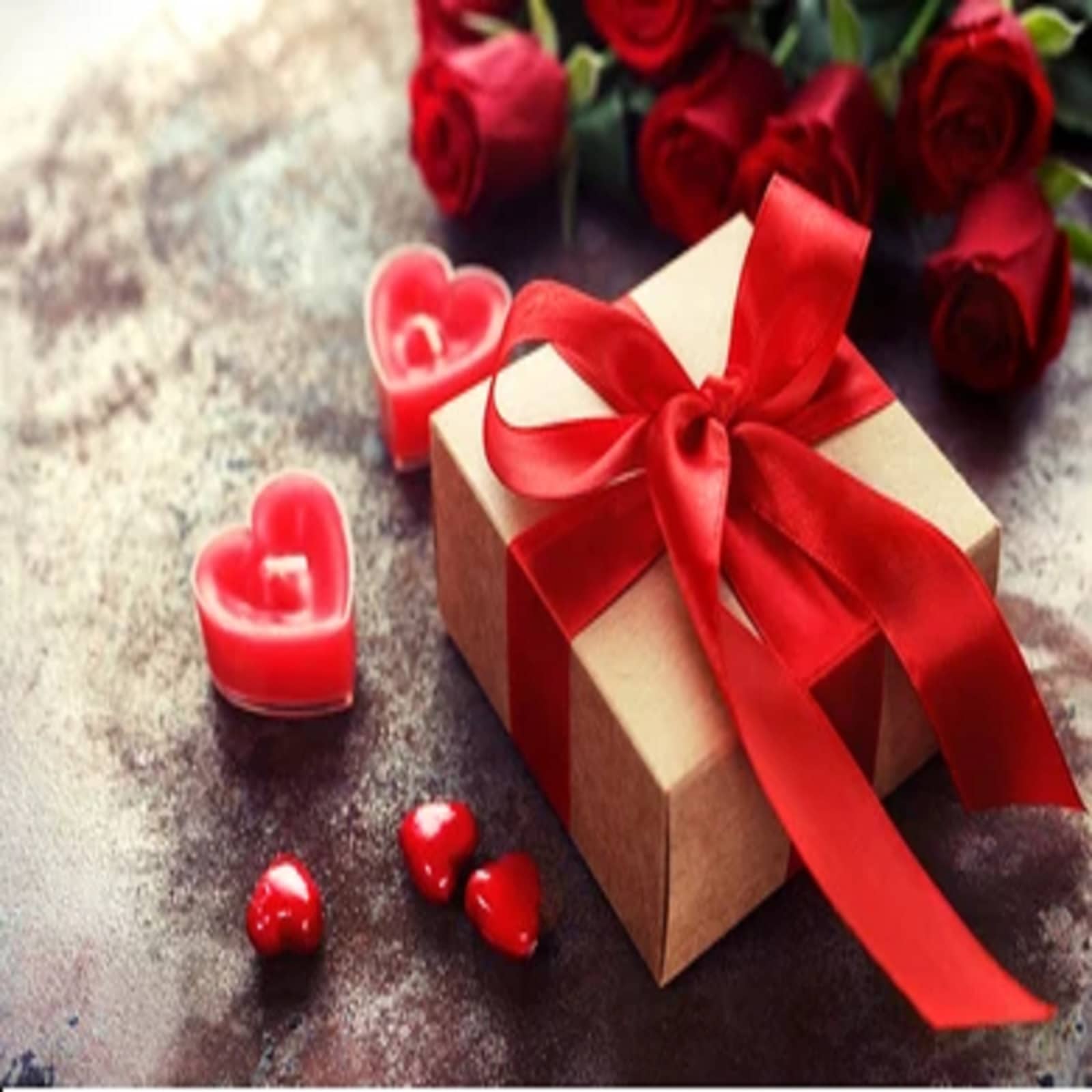 Fashion's Instagram post: “Valentine's day ♥️ @burcucanuysal” | Valentine  gifts, Valentines, Flowers for girlfriend