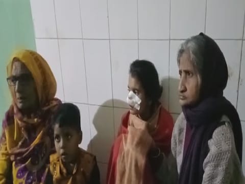 सीतापुर में एक शख्‍स ने अपनी ही पत्‍नी की नाक काट डाली. (न्‍यूज 18 हिन्‍दी)