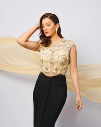 गौहर खान (Gauahar Khan) ने जो भी किरदार निभाया, उसके साथ उन्होंने न्याय करते हुए वह अपनी योग्यता साबित किया. हाल ही में जूम से बात करते हुए उन्होंने 'बेस्टसेलर' में मयंका की भूमिका निभाने के साथ शादी के बाद सामने आए संघर्षों के बारे में बात की. फोटो साभार-@gauaharkhan/Instagram