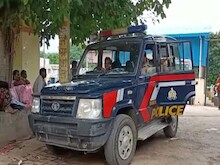 आजम खान की भैंस के बाद अब बांदा में बकरियां खोज रही पुलिस, जानें मामला