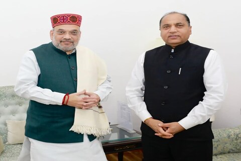 दिल्ली में सीएम ने केंद्रीय गृह मंत्री अमित शाह और वित्त मंत्री निर्मला सीतारमण के साथ मुलाकात की. 