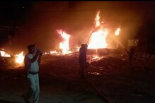 DMCH के छात्रों का हंगामा, 4 को जिंदा जलाने की कोशिश, दुकानें व गाड़ियां जलाईं
